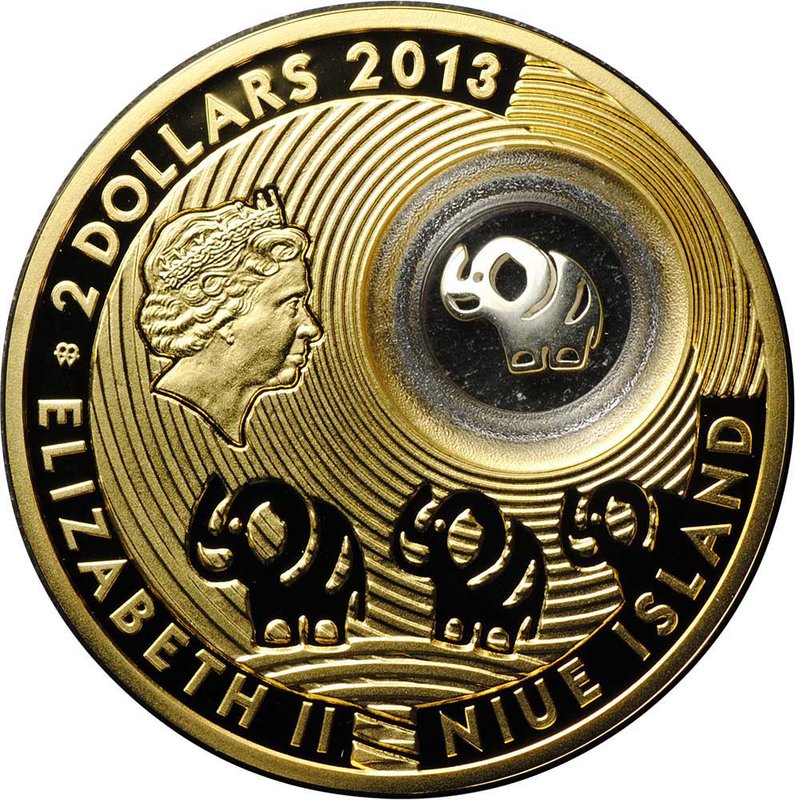 Монета 2 доллара 2013 На удачу - Слоны Ниуэ