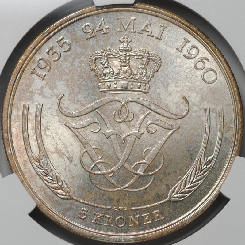 Монета 5 крон 1960 Серебряная свадьба Дания слаб CPRC MS 65