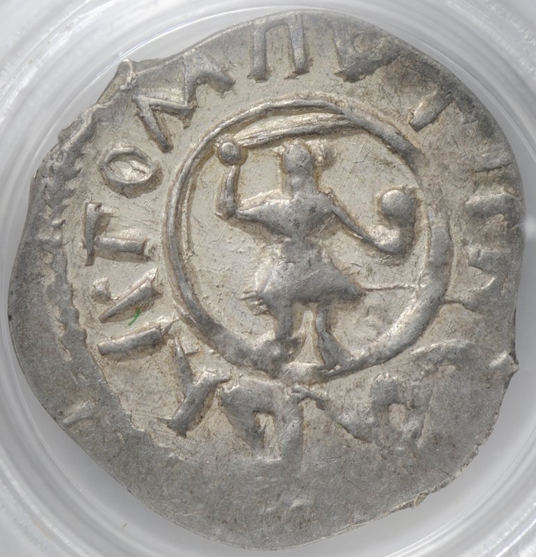 Монета Денга 1461-1470 Михаил Борисович Воин с мечом и шаром Тверское княжество слаб ННР MS 61