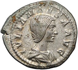фото для Монета Денарий 196-211 Юлия Домна Юнона Римская Империя Аверс