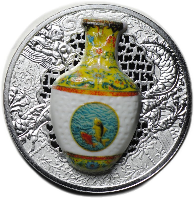 Монета 1 доллар 2016 Ваза династии Цин Ниуэ