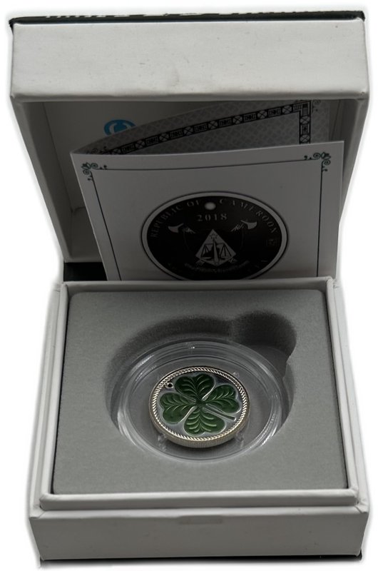 Монета 500 франков КФА 2018 СПМД Четырехлистный клевер Удача Камерун