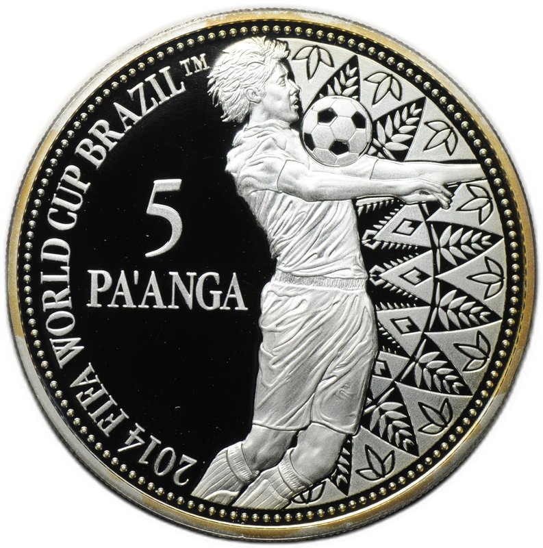Монета 5 паанга 2013 Чемпионат мира по футболу Бразилия 2014 Тонга