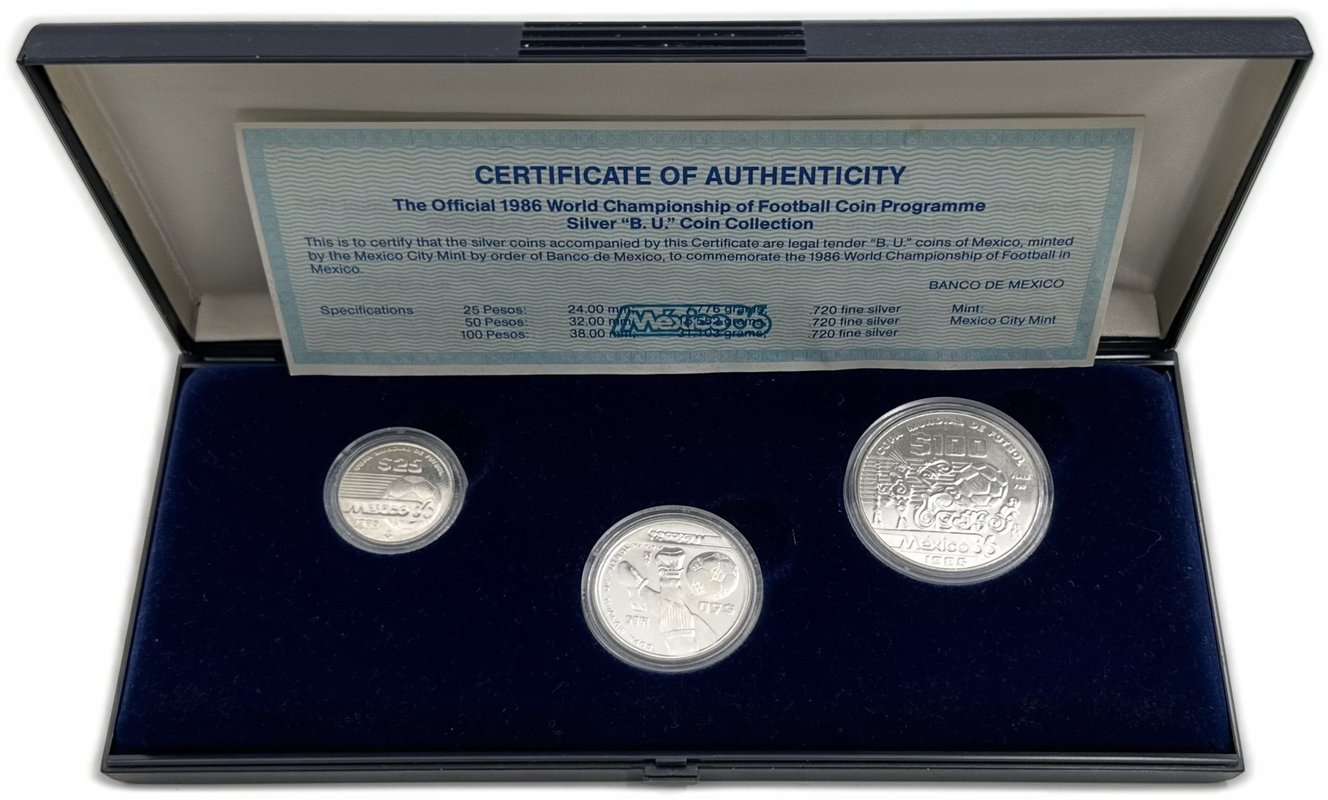 Набор 25, 50, 100 песо 1985 Чемпионат мира по футболу 1986 Мексика 3 монеты