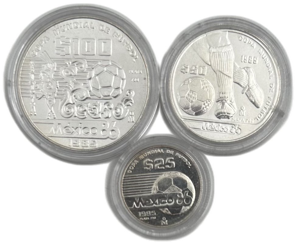 Набор 25, 50, 100 песо 1985 Чемпионат мира по футболу 1986 Мексика 3 монеты