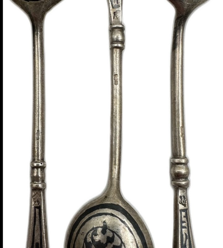 Набор из 5 серебряных кофейных / чайных ложек с чернью серебро 875 пробы 7 АХ СССР 93,1 гр