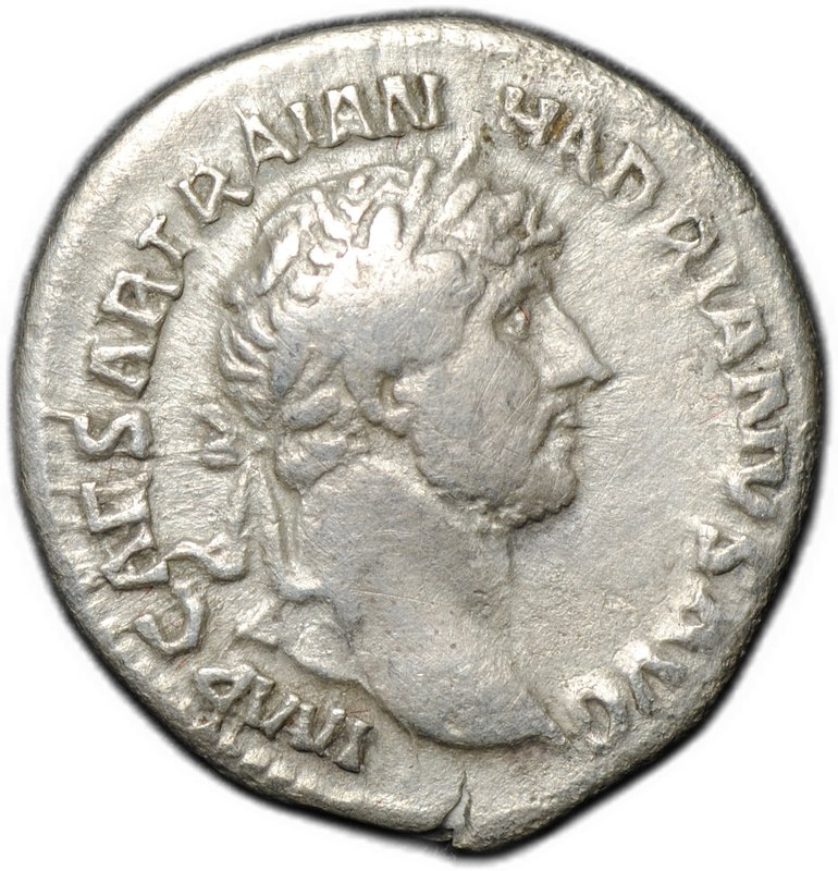 Монета Денарий 120-121 Траян Виктория с трофеями вправо Римская Империя