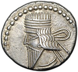 фото для Монета Драхма 10-38 Артабан II Парфия Аверс