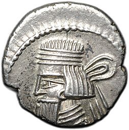 фото для Монета Драхма 10-38 Артабан II Парфия Аверс