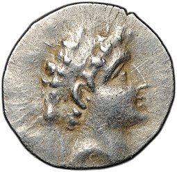 фото для Монета Драхма 107-100 до н.э. Ариарат VII Каппадокия Аверс